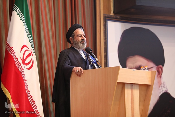 مراسم تودیع و معارفه رؤسای سابق و جدید سازمان حج و زیارت