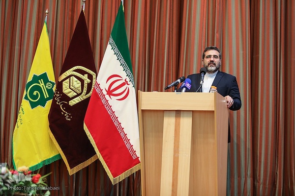 مراسم تودیع و معارفه رؤسای سابق و جدید سازمان حج و زیارت