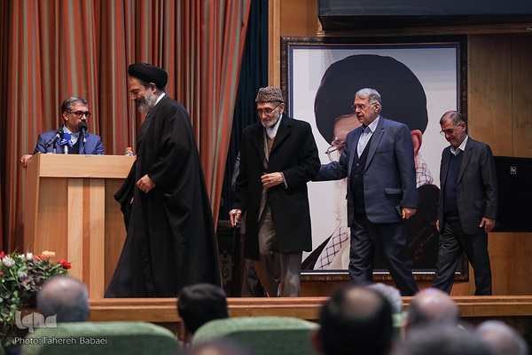 مراسم تودیع و معارفه رؤسای سابق و جدید سازمان حج و زیارت