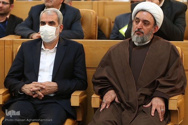 حجت‌الاسلام‌والمسلمین حاج ابوالقاسم، عضو مجلس خبرگان رهبری و یوسف نوری، وزیر آموزش و پرورش