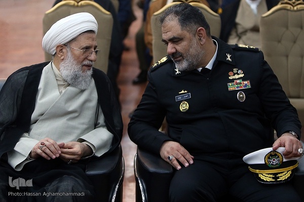 امیر دریادار شهرام ایرانی، فرمانده نیروی دریایی ارتش و حجت‌الاسلام والمسلمین عباس محمدحسنی، رئیس سازمان عقیدتی سیاسی ارتش