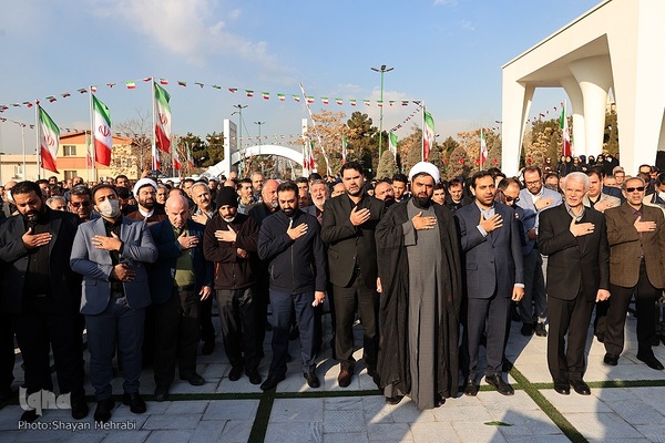 مراسم تشییع پیکر مرحوم اسماعیل احمدی، مدیر کل حوزه وزارتی وزارت ورزش و جوانان