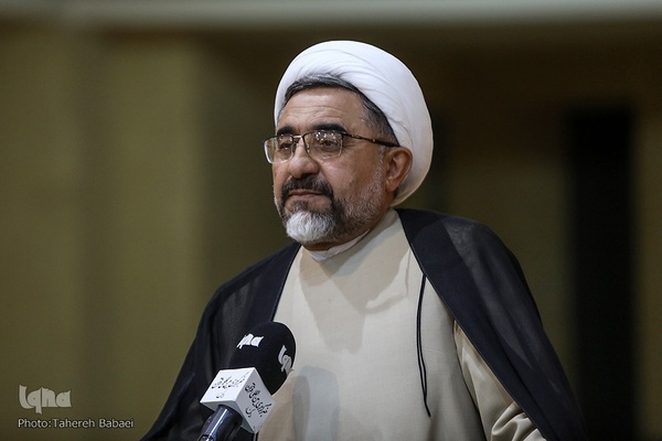 آئین افتتاحیه نمایشگاه هنرهای تجسمی نور در موزه ملی قرآن کریم