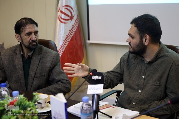 آیین رونمایی از کتاب «بخور، نخور» نوشته محمد حسن‌زاده