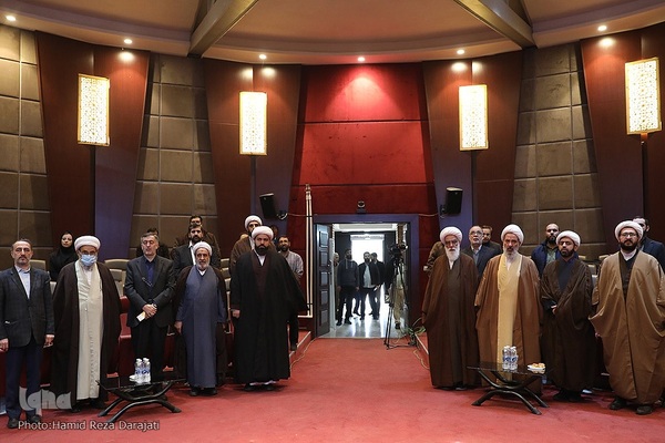 آیین رونمایی از کتاب «مو به مو»