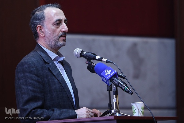 آیین رونمایی از کتاب «مو به مو»