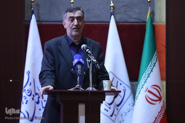 عبدالله گنجی، نویسنده کتاب مو به مو