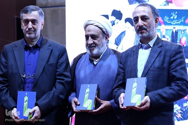 آیین رونمایی از کتاب «مو به مو»