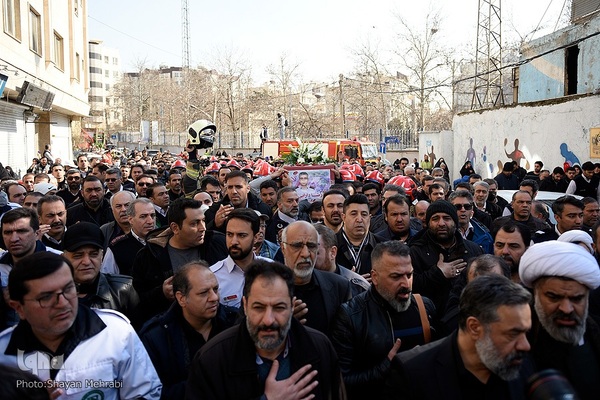 مراسم تشییع و خاکسپاری پیکر آتش نشان شهید «قریب رضا دارابی»