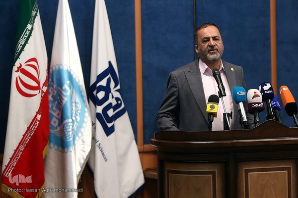  حسین قناعتی، رییس دانشگاه‌ علوم پزشکی تهران