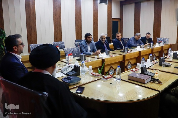 آیین رونمایی از اذان «محمود یزدی» مؤذن و قاری خوزستانی