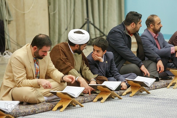 دهمین جلسه تلاوت و استماع قرآن کریم