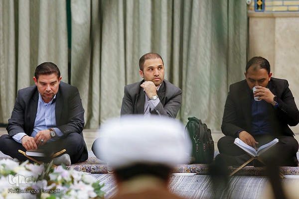 دهمین جلسه تلاوت و استماع قرآن کریم