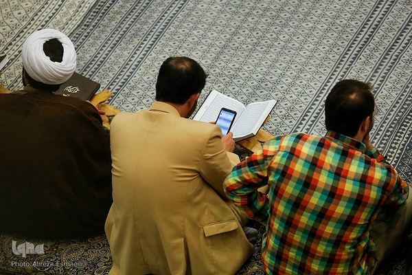 دهمین جلسه تلاوت و استماع قرآن کریم