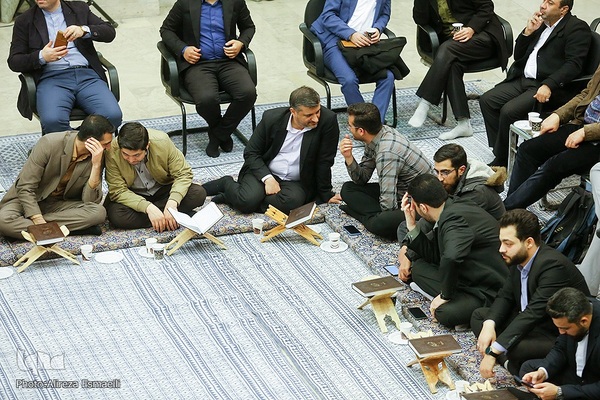 دهمین جلسه تلاوت و استماع قرآن کریم