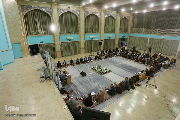 دهمین جلسه تلاوت و استماع قرآن کریم