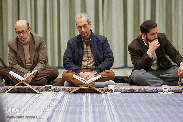 دهمین جلسه تلاوت و استماع قرآن کریم