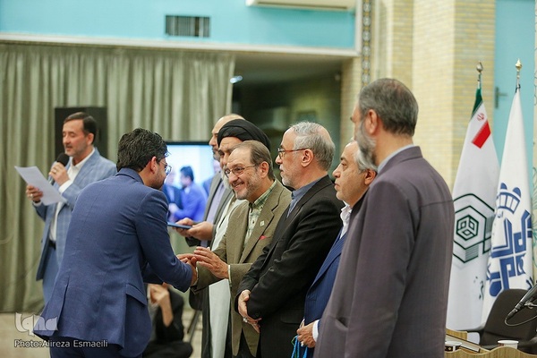 دهمین جلسه تلاوت و استماع قرآن کریم