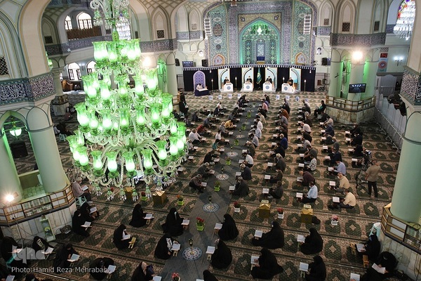 جزءخوانی قرآن در حرم حضرت عبدالعظیم حسنی(ع)