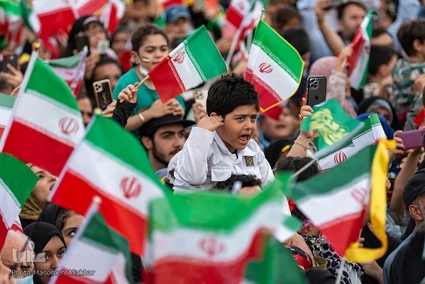 اجرای سرود «سلام فرمانده» در کرج