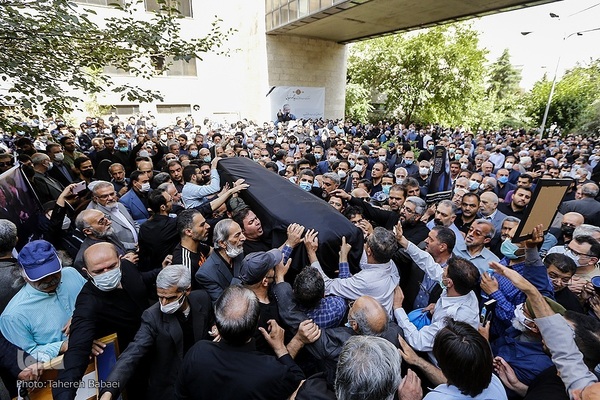 مراسم تشییع پیکر مرحوم حجت‌الاسلام و المسلمین سیدمحمود دعایی، سرپرست فقید مؤسسه اطلاعات