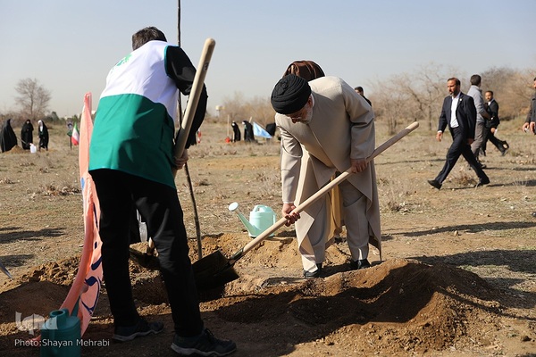 نکوداشت روز درخت‌کاری با حضور رئیس جمهور