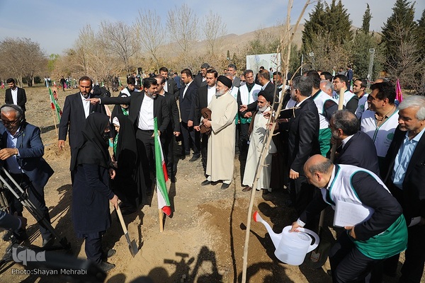 نکوداشت روز درخت‌کاری با حضور رئیس جمهور