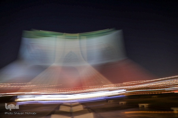 جشن نور در میدان آزادی