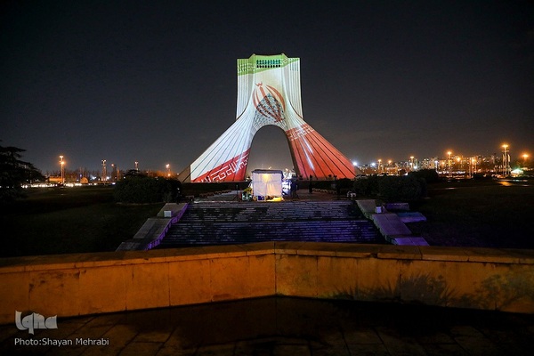 جشن نور در میدان آزادی
