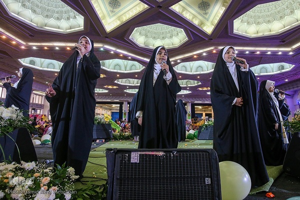 جشن بزرگ به عشق مهدی در مصلی تهران