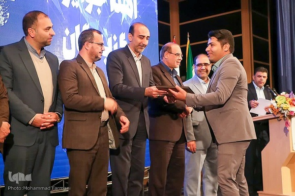 مراسم اختتامیه نمایشگاه هنرهای تجسمی هنرمندان شاهد و ایثارگر منطقه ۴ کشور