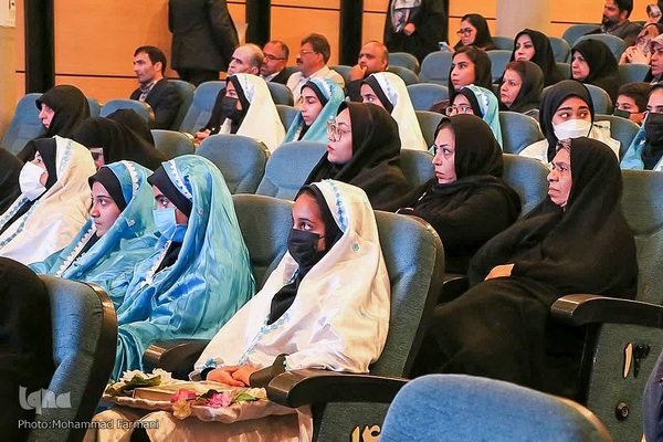 مراسم اختتامیه نمایشگاه هنرهای تجسمی هنرمندان شاهد و ایثارگر منطقه ۴ کشور