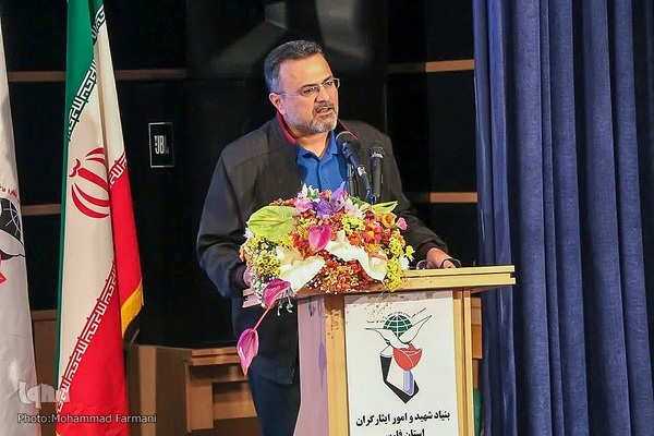 مراسم اختتامیه نمایشگاه هنرهای تجسمی هنرمندان شاهد و ایثارگر منطقه ۴ کشور