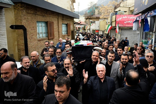 مراسم تشییع پیکر مرحوم حسن غفوری‌فرد در حسینیه جماران