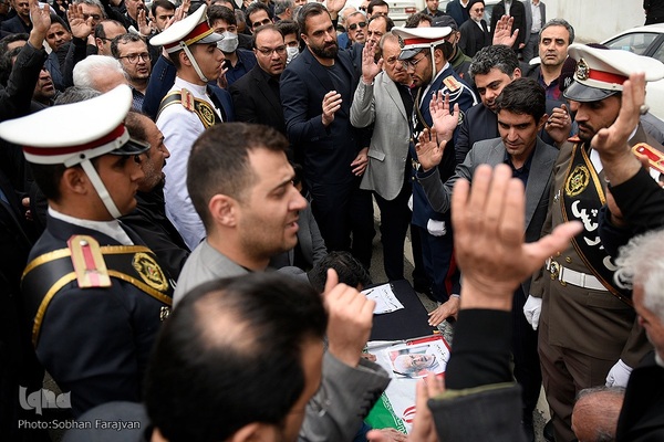 مراسم تشییع پیکر مرحوم حسن غفوری‌فرد در حسینیه جماران