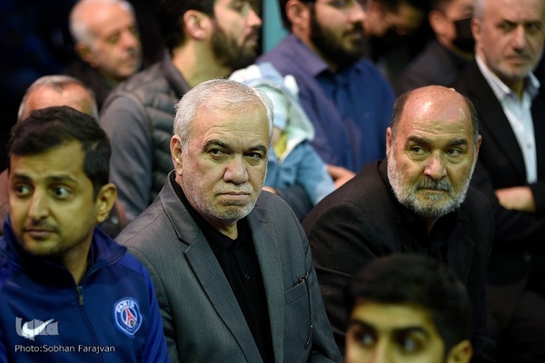 مراسم تشییع پیکر مرحوم حسن غفوری‌فرد در حسینیه جماران