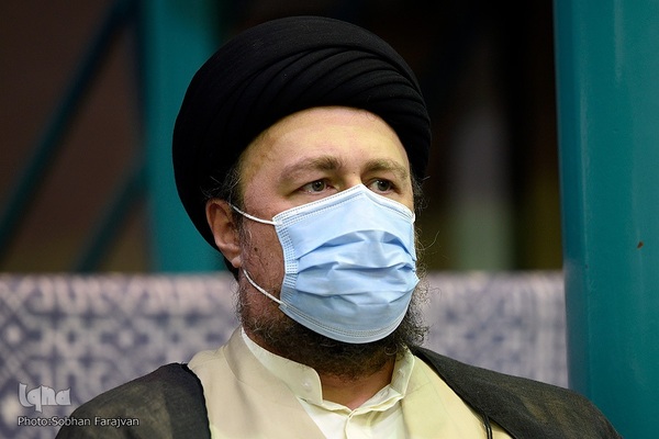 مراسم تشییع پیکر مرحوم حسن غفوری‌فرد در حسینیه جماران