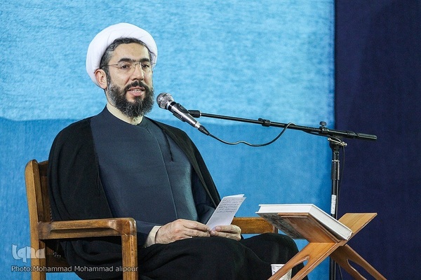 حجت الاسلام و المسلمین مصطفی رستمی، رئیس نهاد نمایندگی مقام معظم رهبری در دانشگاه‌ها