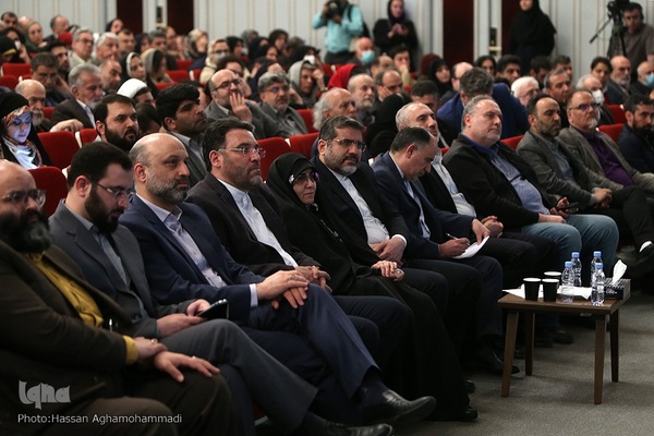 آیین بزرگداشت حکیم نظامی گنجوی، شاعر بلندپایه پارسی