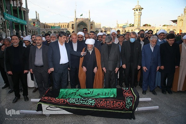 تشییع پیکر همسر مرحومه شهید مطهری در قم