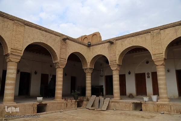 سرای افضل شوشتر