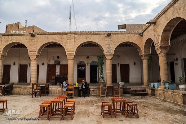 سرای افضل شوشتر