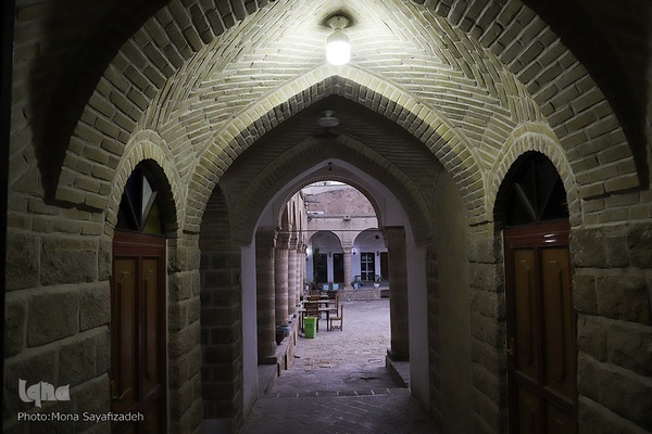 سرای افضل شوشتر