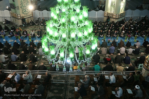 مراسم جزء خوانی قرآن کریم در مصلی امام علی(ع) حرم مطهر حضرت عبدالعظیم حسنی (ع)
