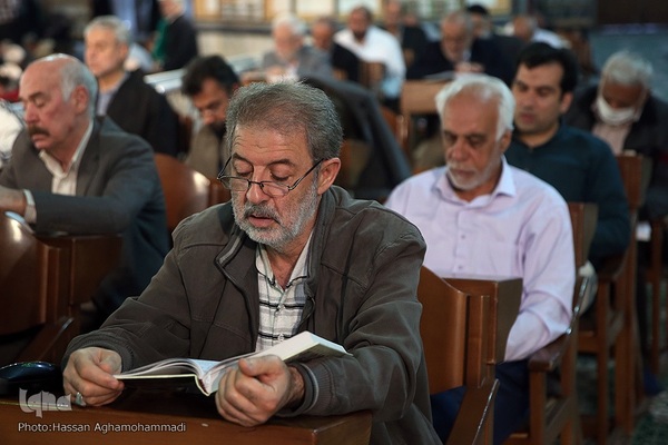 مراسم جزء خوانی قرآن کریم در مصلی امام علی(ع) حرم مطهر حضرت عبدالعظیم حسنی (ع)