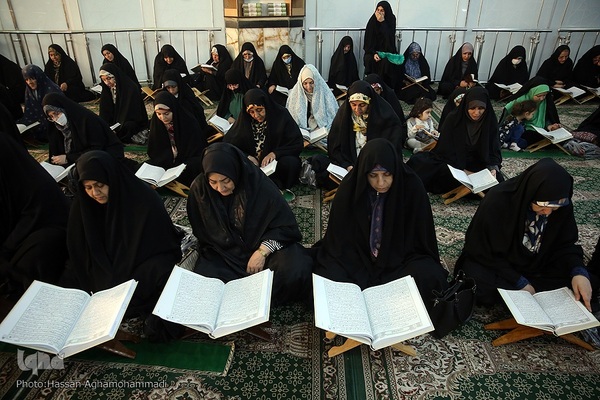 مراسم جزء خوانی قرآن کریم در مصلی امام علی(ع) حرم مطهر حضرت عبدالعظیم حسنی (ع)