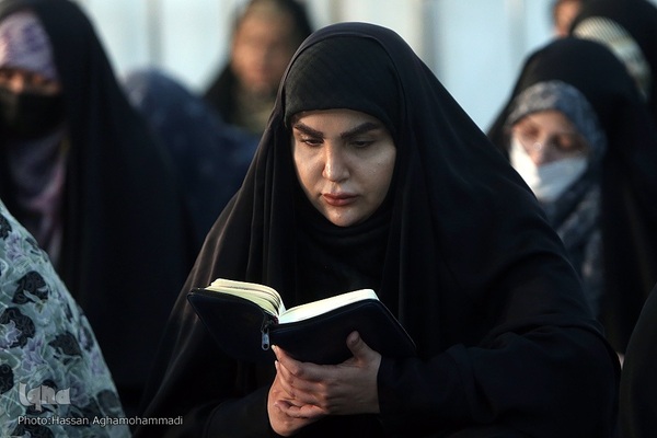 مراسم جزء خوانی قرآن کریم در مصلی امام علی(ع) حرم مطهر حضرت عبدالعظیم حسنی (ع)