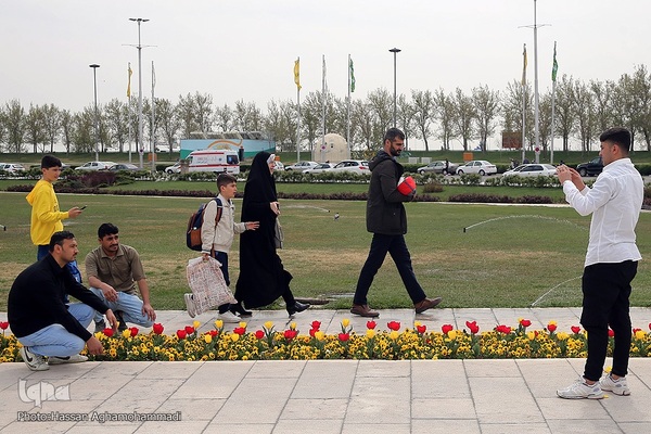 برج آزادی میزبان مسافران نوروزی