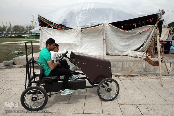 برج آزادی میزبان مسافران نوروزی