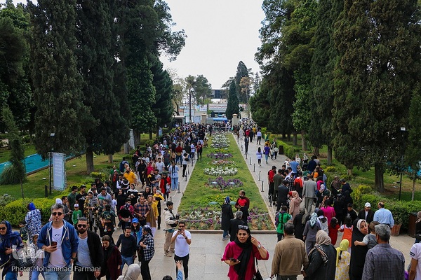 مسافران نوروزی در حافظ